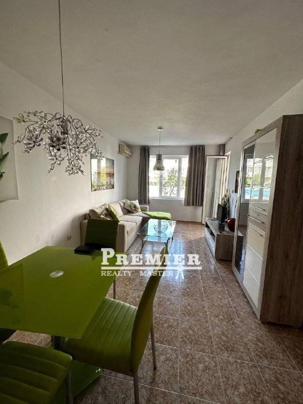 Aparthotel Rutland Bay Равда Екстер'єр фото